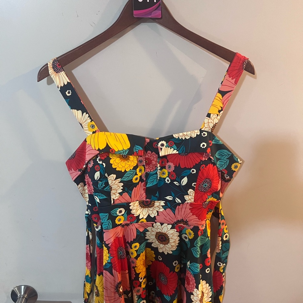 Floral Sleeveless Dress